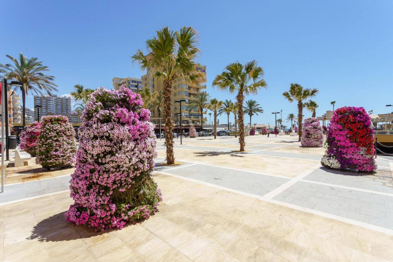 Hostal Costabella Powered By Faro Homes Fuengirola Εξωτερικό φωτογραφία