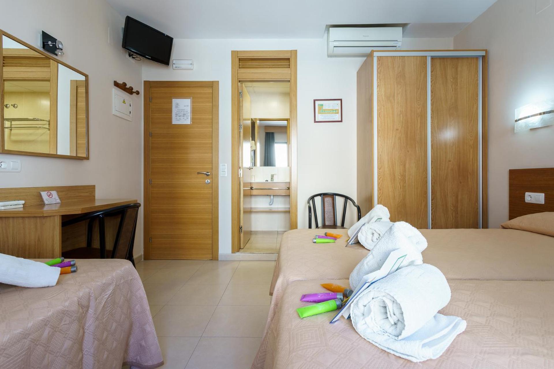 Hostal Costabella Powered By Faro Homes Fuengirola Δωμάτιο φωτογραφία